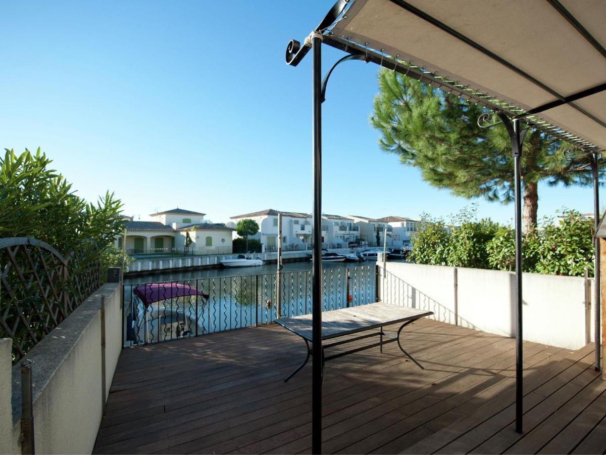 Modern Villa Near The Sea With Balcony Aigues-Mortes Exterior photo