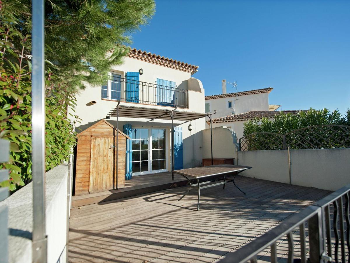 Modern Villa Near The Sea With Balcony Aigues-Mortes Exterior photo